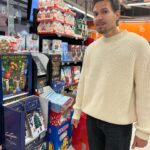 Miisa Rotola-Pukkila Instagram - Marraskuu…🧸🤎 Joka vuosi mietityttää, että kuinka kovaa marraskuun pimeys iskee luihin, ytimiin ja mieleen.🌪️ Tällä kertaa ei iskenytkään. Sain voimaa maailman ihanimmasta työprokkiksesta ja ihanimmista työkamuista. Sain pidettyä hyvän balanssin työn ja levon välillä, ja vapaapäiviä ei tarvinnutkaan vaan maata sohvalla ylikuormittuneena. Hyvä marraskuu.👏🏼 Hyvä minä.👏🏼 Ehkä tää tästä.👏🏼
