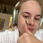 Miisa Rotola-Pukkila Instagram - Elämä on kontrasteja💄🎥✨📺🦦💤🥱 muah @lauramelanieh