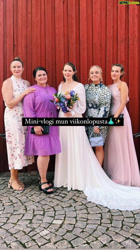 Miisa Rotola-Pukkila Instagram - Minivlogi mun viikonlopusta🥰✨🫶🏼💒💍