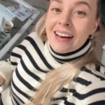 Miisa Rotola-Pukkila Instagram - mainos @valiofi KUTSU HETKI YHDESSÄ -ILTAMAAN🫶🏼✨🥄🍰 Mun tämän vuoden Hetki yhdessä -kokonaisuus huipentuu neljään iltamaan neljässä eri kaupungissa, johon pääsee hakemaan mukaan. Luvassa on iltapalaa, yhdessäoloa ja mun puheenvuoro jaksamisesta ja itsensä kuuntelemisesta.🩷 Haku on nyt auki kahteen ensimmäiseen kaupunkiin ja hakulinkin ja lisätiedot löydät mun storysta🥰 Jyväskylä 28.9.2023 klo: 18:30-20 Tampere 29.9.2023 klo: 18:30-20 Toivottavasti nähdään pian🧡 #hetkiyhdessä