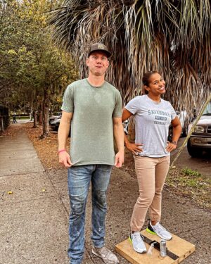 Mika Kleinschmidt Instagram - Falling in Love with this fall season in Savannah, GA. The colors are inspiring and can’t wait to share what special project we’ve been working on🥰❤️🙌 🍁 @mrbreakinground @dirt2designllc @superiorconstructionservllc @hgtv @streamonmax #renovation #dreamscometrue #fallseason #savannah
