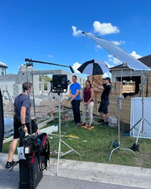 Mika Kleinschmidt Instagram - Truly blessed to do what I love with the one I love. 3 HGTV shows in one week means it’s time to do laundry 😂😂❤️🥰💯@hgtv @mrbreakinground #besthusband #tvlife #behindthescenes #dreambig