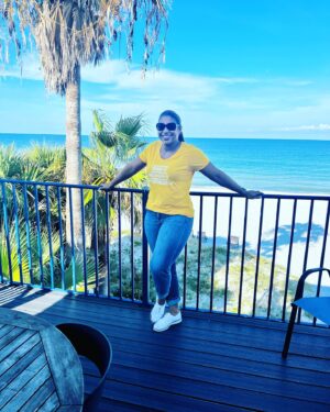 Mika Kleinschmidt Instagram - Sunday at the Sunburst! Thank you @sunburst_inn for a perfect getaway with my mom visiting. Renovation is still looking great and the guest are enjoying all the added value!!
#chic-y, beach-y, boutique-y!! #100daydreamhotel 🙌🥰❤️