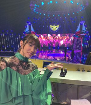 Miki Mizuno Instagram - ⠀
本日20時〜！
「ザ・マスクド・シンガー シーズン2」の配信がスタート🎤
エピソード2にパネリストとして出演しています✨
マスクの下の正体は誰なのでしょうか！？
是非ご覧ください☺️
⠀
@primevideojp 
#歌っているのは誰だ 
#マスクドシンガー 
⠀
【by staff】