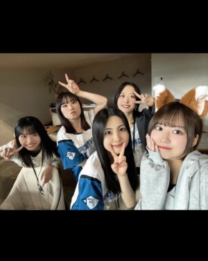 Miki Nonaka Instagram - 北海道日本ハムファイターズ「LIVE DAYS！〜心躍る大交流戦」@エスコンフィールドHOKKAIDO 幸せな時間をありがとうございました🦊🩵
.
#牧野真莉愛 ちゃんのファーストピッチかっこよかったです☺️✨
#小田さくら さん
#山﨑愛生 ちゃん
#櫻井梨央 ちゃん
#弓桁朱琴 ちゃん
#北海道日本ハムファイターズ
#エスコンフィールドHOKKAIDO 
#helloproject#morningmusume24#モーニング娘#モーニング娘24#野中美希#ちぇる