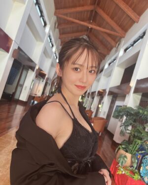 Miki Nonaka Instagram - 野中美希写真集「daydream」のグッズ発売が決定しました！5月27日(月)全国のハロー！プロジェクトオフィシャルショップ及び通販サイトにて予約開始です☺️✨️日本武道館公演にお越しくださるみなさん、もしご興味あればハロー！プロジェクトオフィシャルショップ秋葉原店に寄ってからコンサートというプランもおすすめです🩷
.
#helloproject#morningmusume24#モーニング娘#モーニング娘24#野中美希#ちぇる