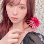 Miki Kawanishi Instagram - オフショット溜まってたのでいくつか🫡 #muice #髪色はこの時赤 #撮影時実は7月w