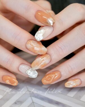 Miki Kawanishi Instagram - 💅🫧

先月はさっぱりしたい気分だったので
珍しくオレンジネイル🍊(⸝⸝ ◜~◝⸝⸝)

いつもありがとうございます🥰
@nailsalon_filer 

#ネイル #ジェル #ジェルネイル #ネイルデザイン #nail #nailart #jellnail #みきぽんネイル #夏ネイル  #オレンジネイル #爽やかネイル
