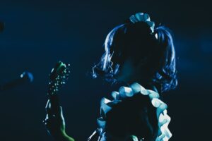 Miku Kobato Instagram - 🕊🌏🇯🇵
2024.2.22 
BAND-MAID 10TH ANNIV. TOUR 番外編
thanks photo by @pickles_0808

時間が過ぎるのは早いもので
もう先月のことですっぽ。
2024年初お給仕
ありがとうございましたっぽ🕊
横アリの番外編でしたが、
皆様ご満足いただけましたでしょうかっぽ？？
なかなかレアな曲が
詰まっていたと思いますっぽ！
写真も素敵っぽ。🕊
次回のお給仕は
3月20日
アコースティックお給仕。
こちらもお楽しみにっぽ〜！！

#bandmaid #2024 
#にゃんにゃんにゃんの日🐱 
#お給仕