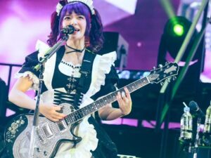Miku Kobato Instagram - 2023 11.26
横浜アリーナ

初めての景色、初めてのアリーナお給仕
初めての感動を沢山ありがとうっぽ。
また横アリに帰ってくるっぽ。
次はSOLDで。

#bandmaid  #10thanniversary 
#思い出