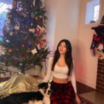 Miku Martineau Instagram - Merry Christmas! 🥰