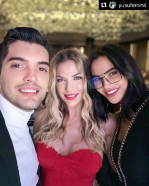Mila Kalađurđević Instagram - #Repost @yusufeminii with @make_repost
・・・
Balkan Allstars 🇹🇷🇲🇰🇲🇪🇷🇸❤️ @ivanasert @milakali. #princess #ivanasert