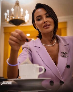Mila Kalađurđević Instagram - @behnamsaeedi1 
Office and tea time.
