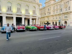 Milena Radulović Instagram - ¿Tus sueños son coloridos?#cubalibre