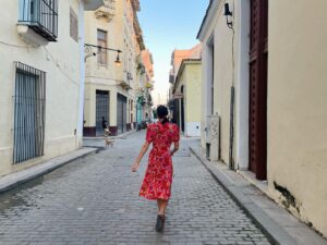 Milena Radulović Instagram - ¿Tus sueños son coloridos?#cubalibre