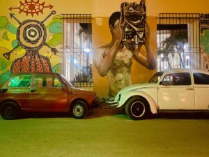 Milena Radulović Instagram - “Half of my heart is in Havana”, i jeste. Grad-film, strip, san. #coloresdelavida #tobecontinued