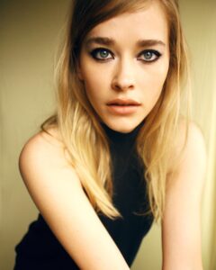 Actress Milena Tscharntke HD Instagram Photos and Wallpapers August 2024