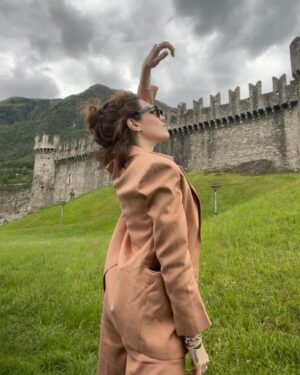 Militta Bora Instagram - B E L L I N Z O N A 
Donde nació mi BISNONNA 🩷🇨🇭#bellinzona🇨🇭 #bellinzonacastles