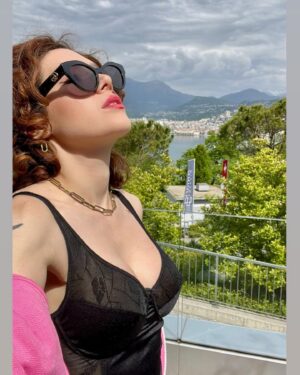 Militta Bora Instagram - Visitando mis raices Italianas y Suizas 
BELLINZONA 🇨🇭Y APPIANO GENTILE, COMO 🇮🇹🩷 q alegria !!!!!! 
#BELLAGIO #LAGODICOMO
