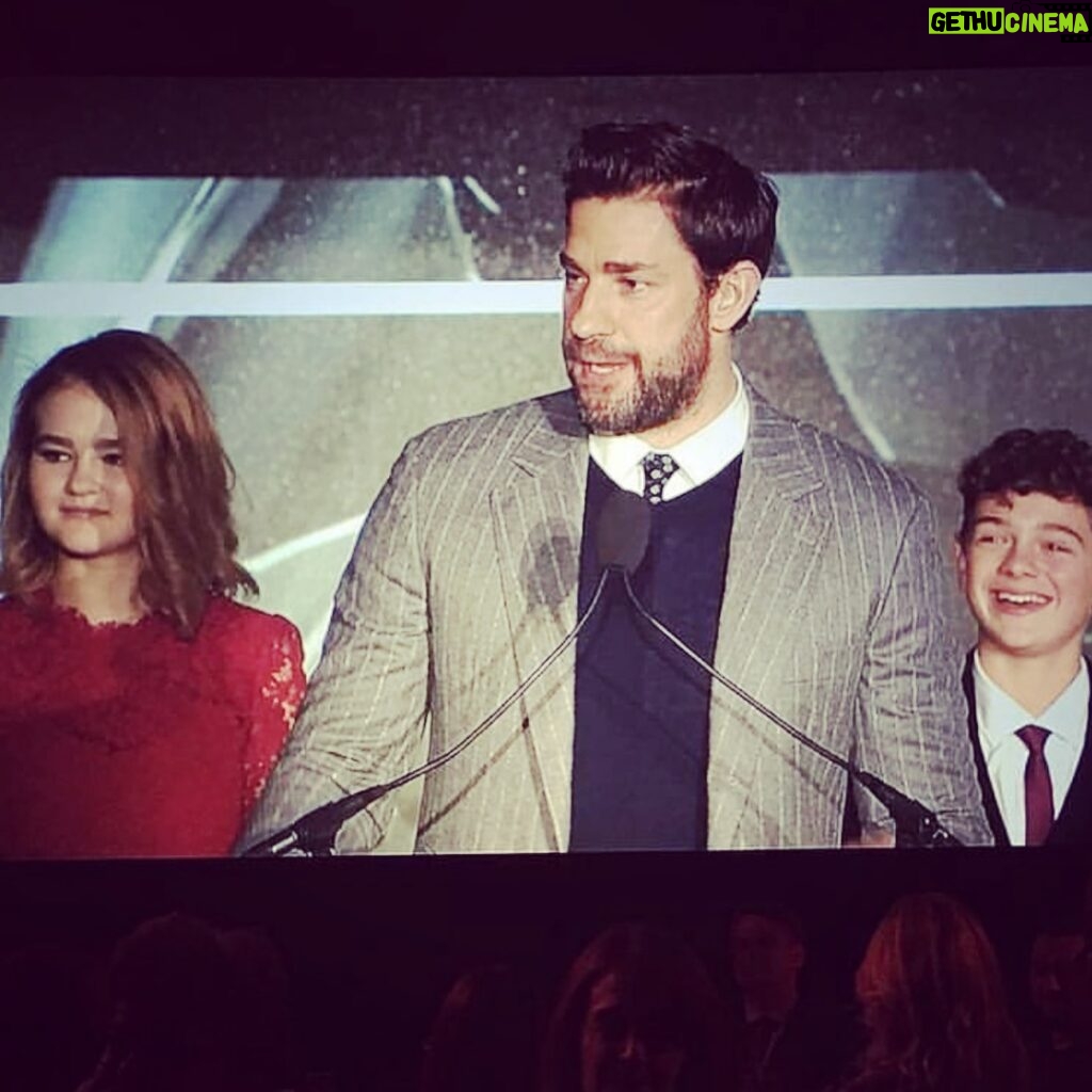 Millicent Simmonds Instagram - So proud of our director and fearless leader @johnkrasinski thank you Smithsonian for having us! ❤️