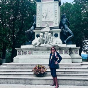Mimi Denissi Instagram - Μια υπεροχη ημέρα στο Urbino. Περιμένοντας την πρεμιέρα μας. 

#urbino #vivaitalia #smyrnathemovie