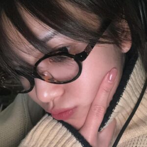 Min-seo Thumbnail - 9.1K Likes - Top Liked Instagram Posts and Photos