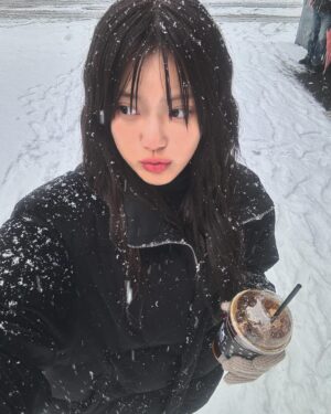 Min-seo Thumbnail - 7.7K Likes - Top Liked Instagram Posts and Photos