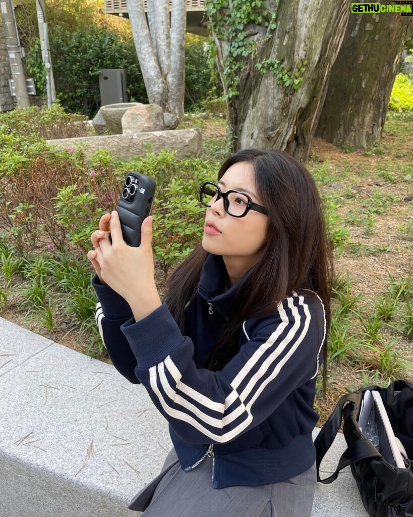 Min Do-hee Instagram - 🌿🌱🎞️📽️🎨
