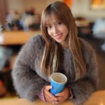 Mina Shirakawa Instagram - 日曜日がお休みだとソワソワしちゃうーーー！！！今は美容室💇‍♀️にきてるーー！この色から変えるよ♫たのしみー♡ #MinaShirakawa #prowrestling #STARDOM
