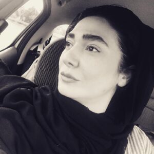 Mina Vahid Instagram - براي بهترين بودن رنجي هست كه به لذتش نمي ارزه...
باور كن
معمولي بودن از همه بهتره
