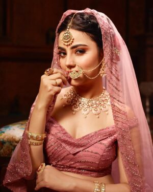 Minakshi Jaiswal Instagram - Create your own Happiness 💖 #harekrishna #divine #feelingblessed #actress  #Minakshijaiswal #Mumbai