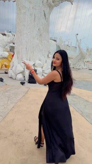 Minakshi Jaiswal Instagram - Bts Telgu Movie #pataaya #thailand🇹🇭 #bangkok #actress #telgumovie #Minakshijaiswal #Mumbai #shootdaires