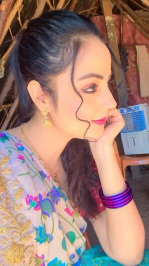 Minakshi Jaiswal Instagram - 💖💖