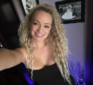 Mindy Robinson Instagram - Anyone else just can't wait for whatever dumb bullshit the Feds have planned tmw? lol