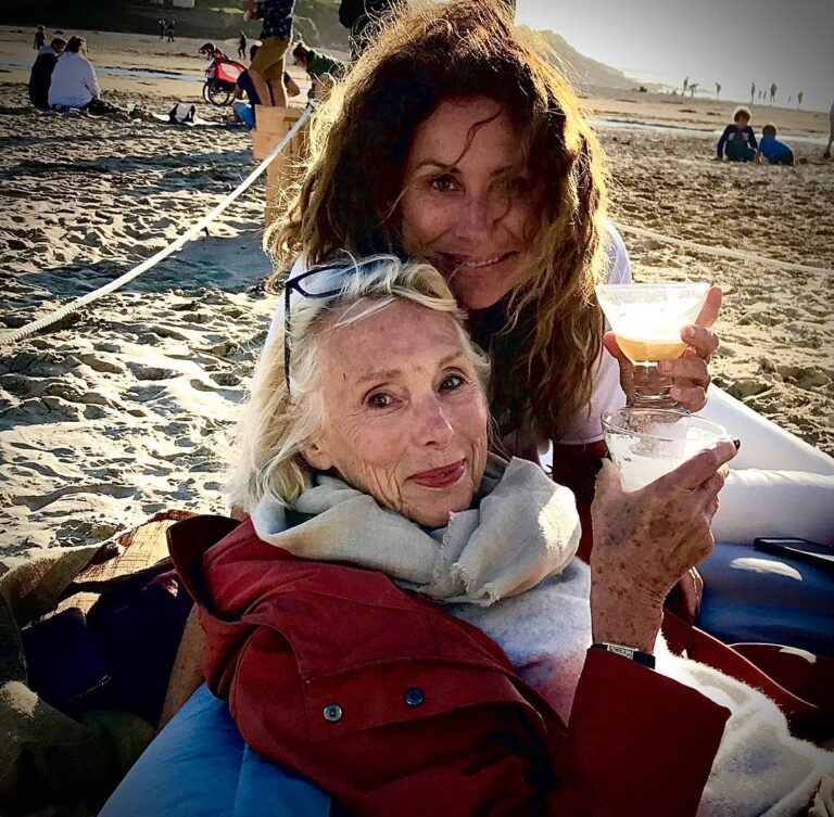 Minnie Driver Instagram - It’s funny…. ish. Your birthday and the day you died are close together and I never know how to speak differently about both of them. I wonder why I feel the need to… it’s all a chance to remember you now, to check in with the smile I feel when I think about you, the still unfathomable loss. How GLAD I am that I knew you. How fortunate that your were my mother. Our mother . Loving you always. #happybirthdaymama @katecdriver @edchurchward 🤍Thank you for the first picture @melmouse it is my forever favourite of the two of us .