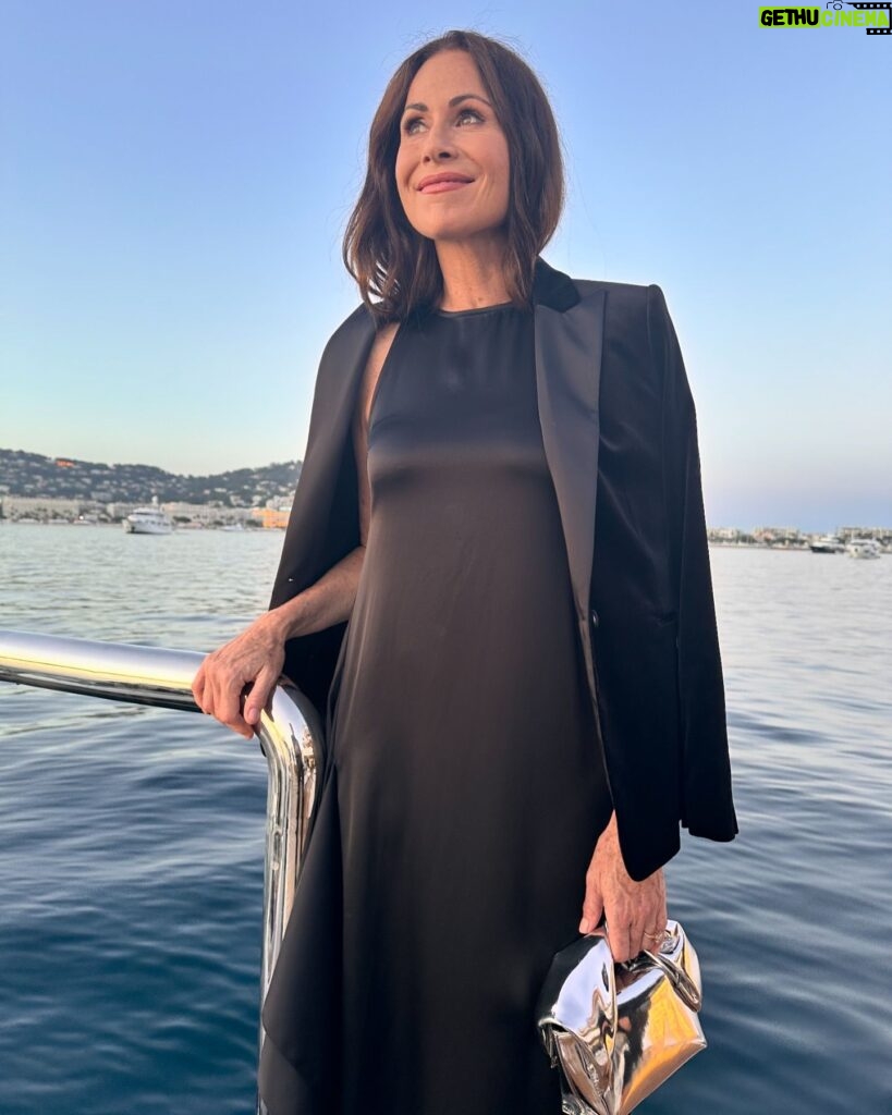 Minnie Driver Instagram - Life at sea…. Heaven, thank you @candicemikati and @jw_anderson 🖤 #cannesfilmfestival