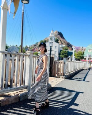 Minori Inudo Instagram - 今日夏休みだよ🌻！
どこいく？ディズニー行く？
の会話からディズニーシー🍉
お昼から行ったけど全然楽しめた🌸シーの方が乗れるもの少ないかな？と思ったけどゆうしんも全然乗れてさいこう〜👦

#ディズニーシー #家族
#ディズニー #夏休み
#夏ファッション #夏コーデ
#ファッション #ワンピース
