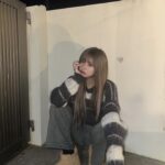 Mirai Yokoda Instagram - SHEINで冬服コーデ選んでみた🙏🏻🩷 お買い上げ金額1～5,999円まではセール価格より15%OFF、6,000円以上は20%OFFが適用されるよ〜🖖🏻🖖🏻 利用期限は、1月31日まで！！！ 1コーデ目 トップス → 12032061 ジーンズ →13651883 ブーツ → 21414991 2コーデ目 トップス→ 12927960 ジーンズ→ 13652152 ブーツ→21414991 どっちも可愛くてお気に入り💚💚 【試すたび、好きが見つかる。届くたび、好きが増えてく】🩷🩷 クーポンコードは、【BFJP216】 みんなチェックしてみてね🌙 #PR #SHEINGoodFinds#SHEINblackfriday #SHEINforAll #loveshein #ad #saveinstyle @shein_japan