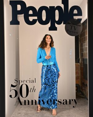 Miranda Rae Mayo Instagram - @nbc & @people Thank you for having us!!

✨Hair: Jada Richardson @mzjada_d 
✨Make up: Karen Brody @chicagomakeupartists 
✨Styles: Wouri Vice @therealwourivice 

📸 NBC 

@nbconechicago