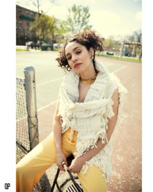 Miranda Rae Mayo Instagram - @qpmag feature is out!
Thank you @13publicity and 
Sean Davis for all your magic at the shoot😍

Photo by: @alexhazelstudios 
Hurrs: @mzjada_d 
Styles: @salsogroovy 
Producer: @13publicity
