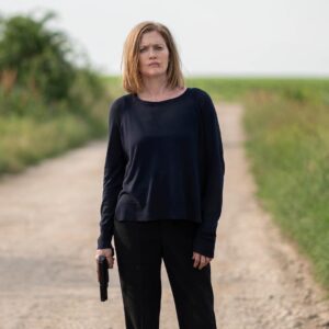 Mireille Enos Instagram - How’s it going? 
Have You Seen This Yet? :) @hannaonprime #hannatv #hannaonprime #amazonprime