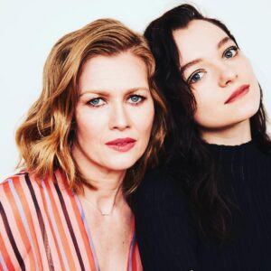 Mireille Enos Instagram - MARCH 29 #hannaonprime #amazonprime @esme_creedmiles @highheelprncess @sergiowastaken @jrugg8 @iheartmaarten