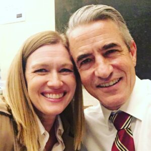 Mireille Enos Instagram - This Guy! @hannaonprime @dermotmulroneyofficial #hannatv #dermotmulroney #bts