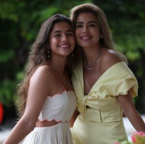 Mirela Mendoza Instagram - Siempre juntas ❤️✨🙏🏻