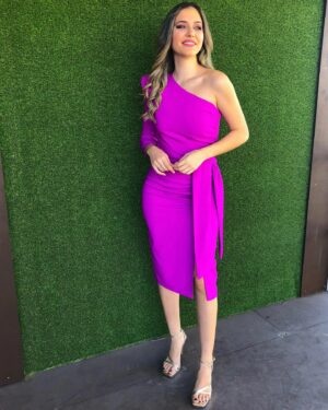 Mireya Bravo Instagram - Gracias @canalsurradiotv por estar presente en mi vida desde que empecé a cantar.
Gracias por ser siempre mi casa y hacer sentirme en ella.
Gracias @latarde_rtva por hacerme un huequito siempre con vosotros.

____________

Estilista: @_antmoreno_ 
Diseñador: @caymacloset 

@airmusicspain 

#MireyaBravo #indestructible #work #singer #music