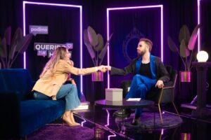 Mireya Bravo Instagram - Ya tenéis disponible la entrevista completa en @podimo_es .
Por más entrevistas querido @itsmalbert @querido_hater 

#MireyaBravo #queridohater #malbert #work #music #sing #podimo
