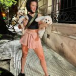 Miriam Lanzoni Instagram – Debut de mis nenas en moto 💜 🏍️