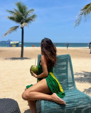 Miriam Saavedra Instagram - 🏝️🥥 Brasil calurosa y fabulosa haz conquistado mi cuerpa caribeña 🔥☄️🫶