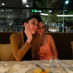 Mishel Prada Instagram - Reunited 👯‍♀️