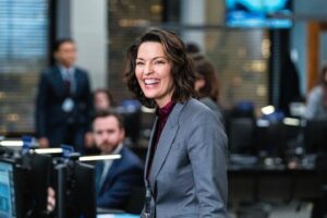 Missy Peregrym Instagram - The @fbicbs crossover event is happening tomorrow!!! Don’t miss it!